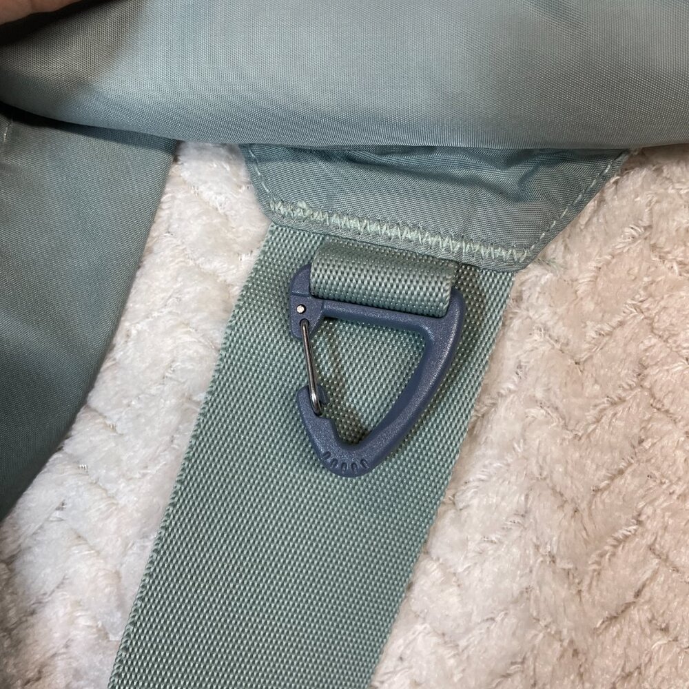 adidas Essentials‎ 2 Sling Crossbody Recycled Bag Gray Green | Utility Gorpcore - Picture 13 of 13